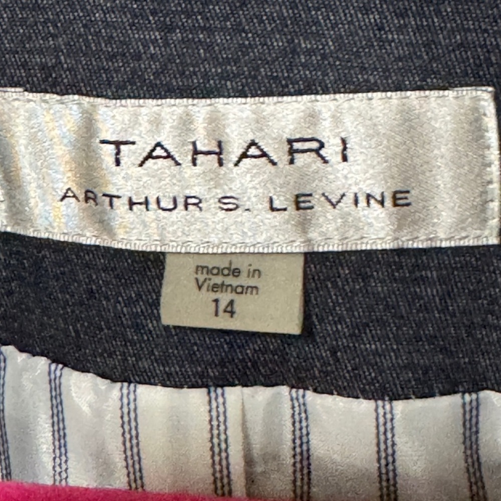 Elegant Sophisticated Navy Women's Tahari Coat Striped Satin Lining Size 14 - Picture 5 of 7